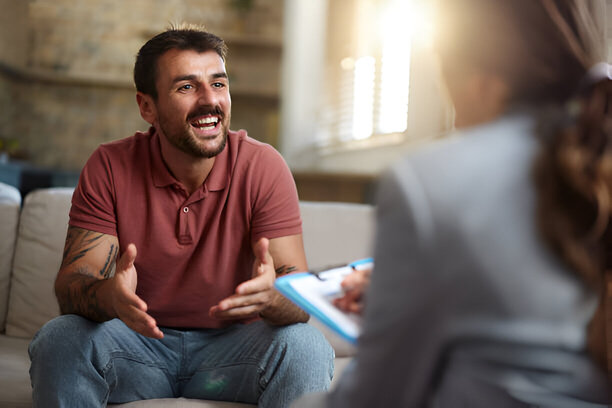 Askeri Psikoloji Perspektifi – Girne Psikolog Onur Aydın ile Yüksek Riskli Mesleklerde Karar Yorgunluğu 2 askeri psikoloji alanında girne psikolog ekibimiz destek sunar